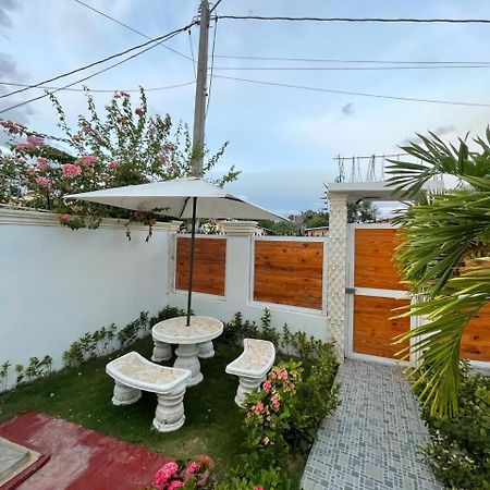 Villa Confortable De 2 Habitaciones Педерналес Екстериор снимка